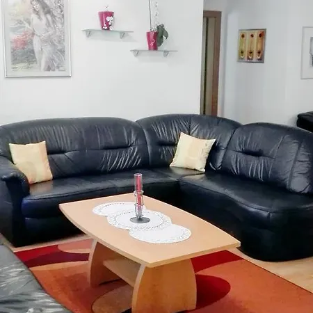 Haus Schmidt 140w *